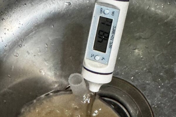 Вода вонючая, ответственность размытая: Veolia ответила на жалобы ташкентцев Вода вонючая, ответственность размытая: Veolia ответила на жалобы ташкентцев